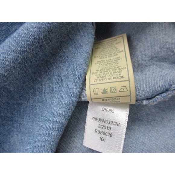 7 For All Mankind Shirt Women Medium Blue Denim Pearl Snap Button Up Top - Picture 6 of 11